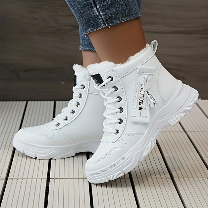 Fianna | Durable Lace-Up Cold-Weather Boots