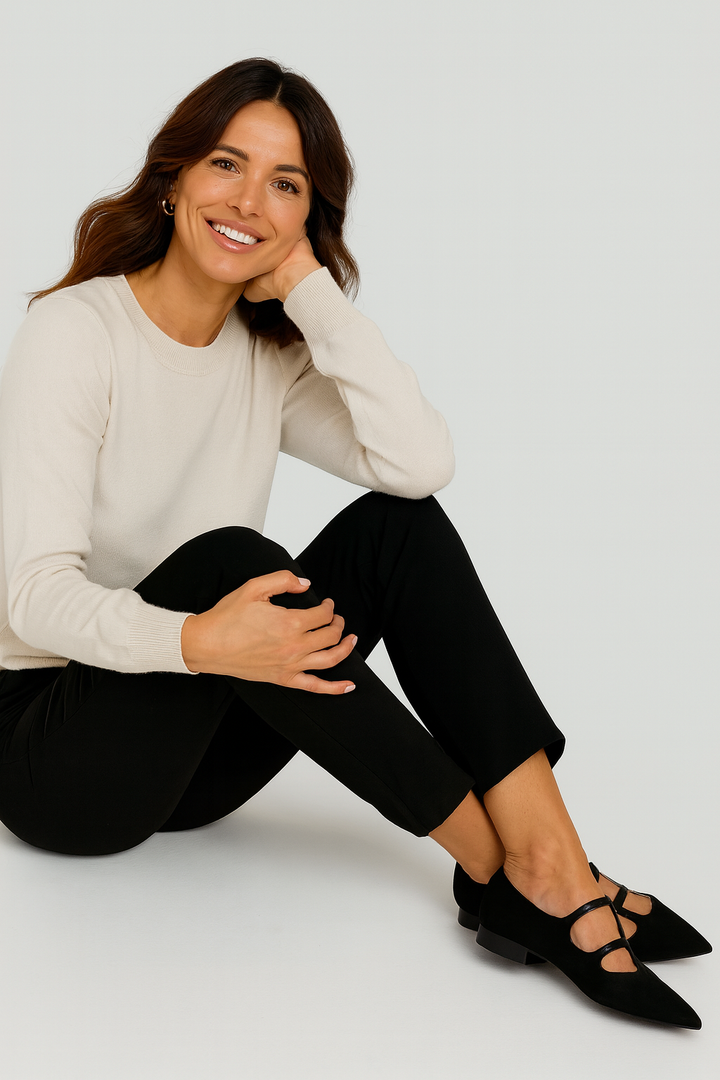 Lavinia | Pointed-Toe Pumps with Elegant Cross-Strap Design